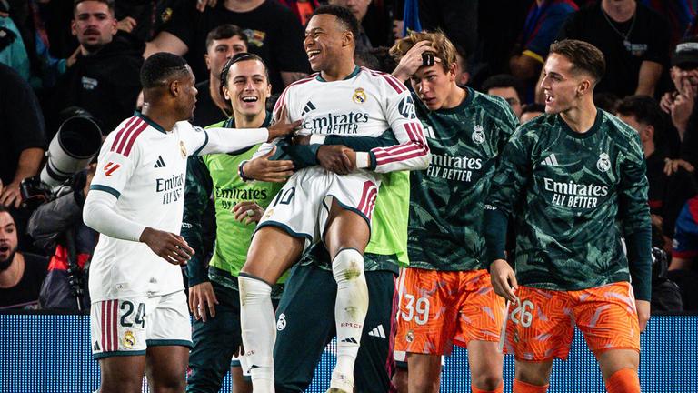 Jubelnde Spieler von Real Madrid