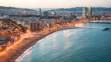 Archiv: Blick vom Hotel "W Barcelona" auf den Strand von La Barceloneta, Barcelona