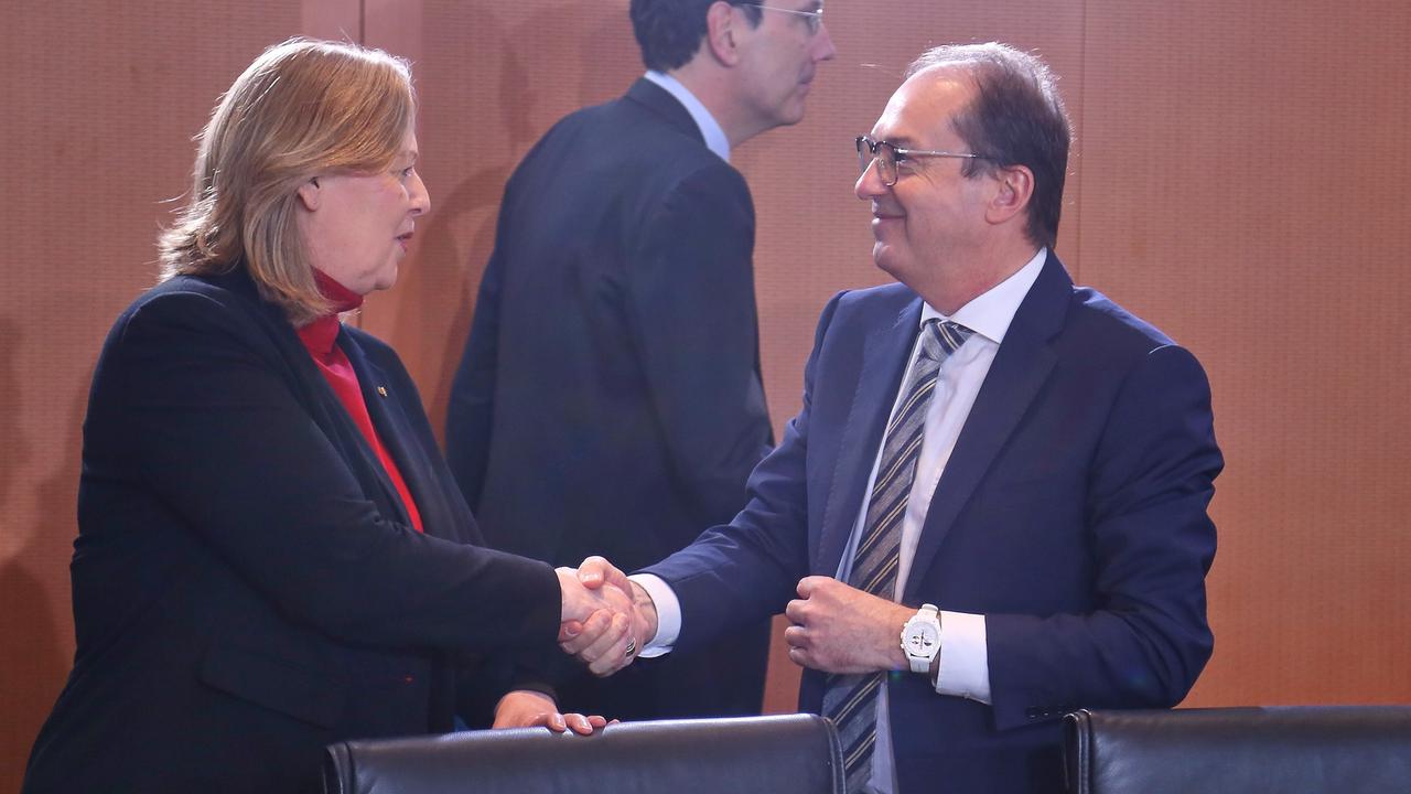 Welfare fraud: Bas and Dobrindt present action plan