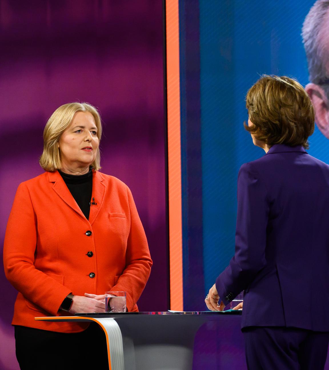 SPD-Vorsitzende und Bundesarbeitsministerin Bärbel Bas bei Maybrit Illner