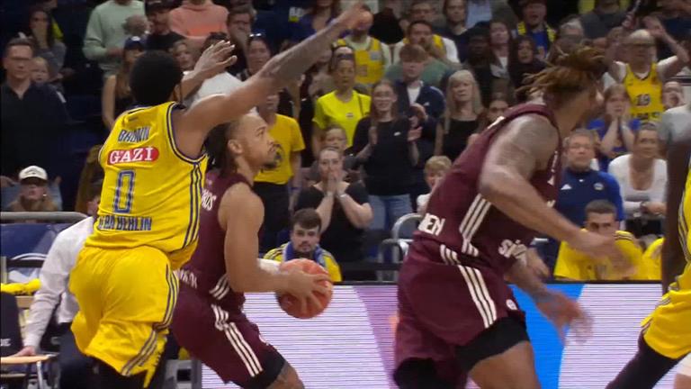 Alba unterliegt Bayern im 3. Spiel