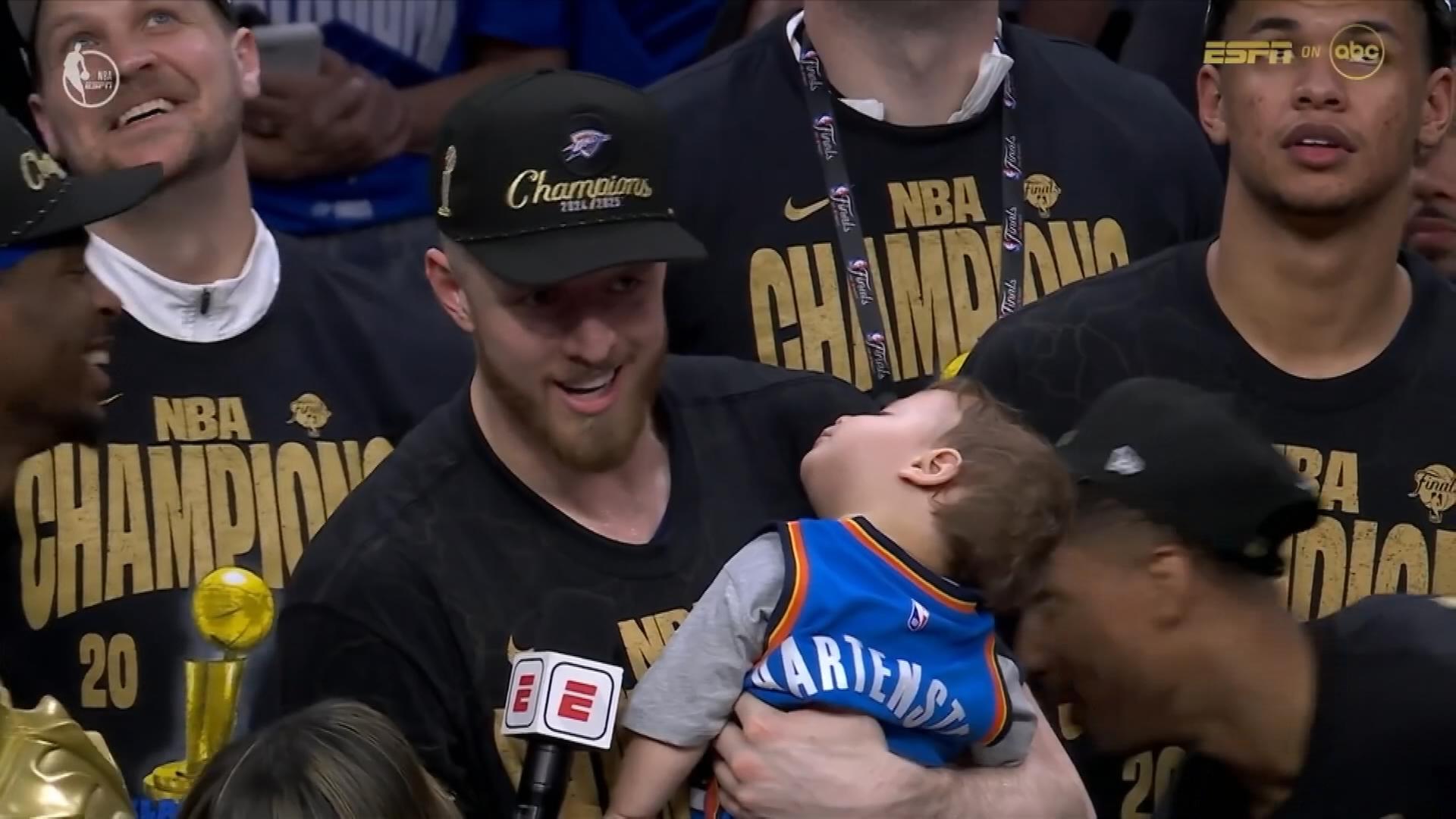 Hartenstein – zweiter, deutscher NBA-Sieger