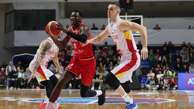 Basketball-EM-Quali Montenegro - Deutschland Spielszene