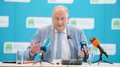 Joachim Rukwied, Präsident des Deutschen Bauernverbandes, gibt eine Pressekonferenz zur Erntebilanz 2026.