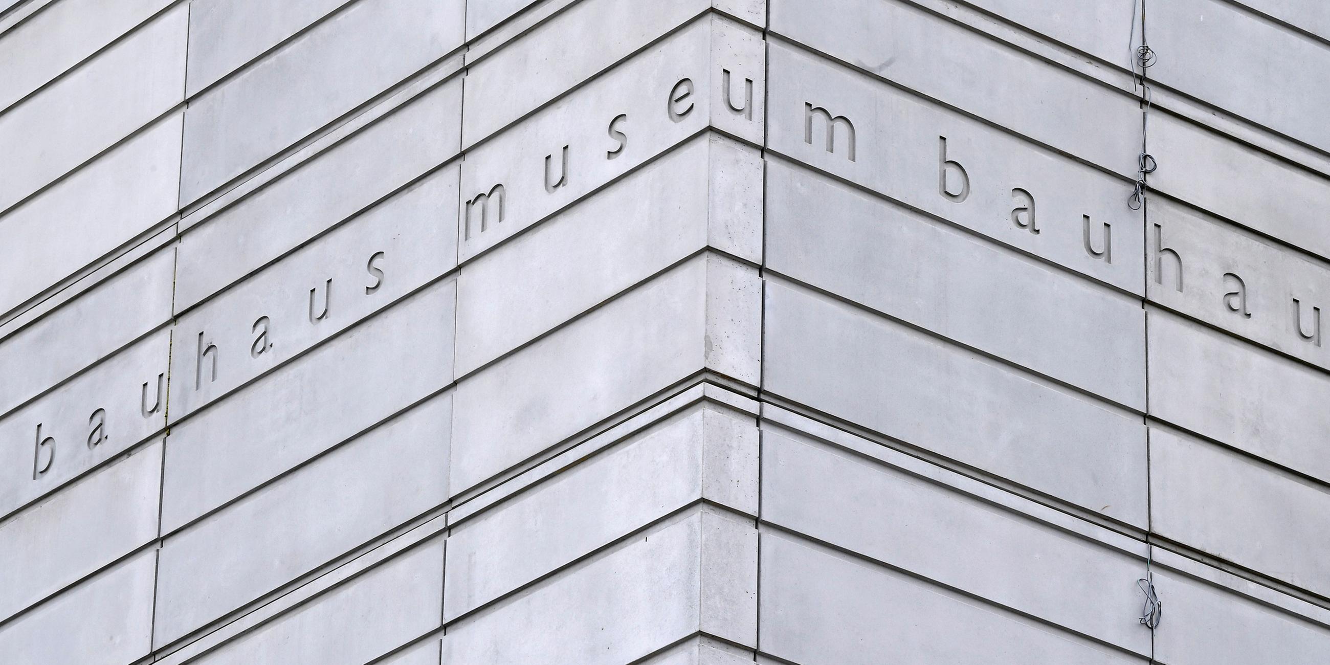 Die Fassade des Bauhaus-Museums in Weimar