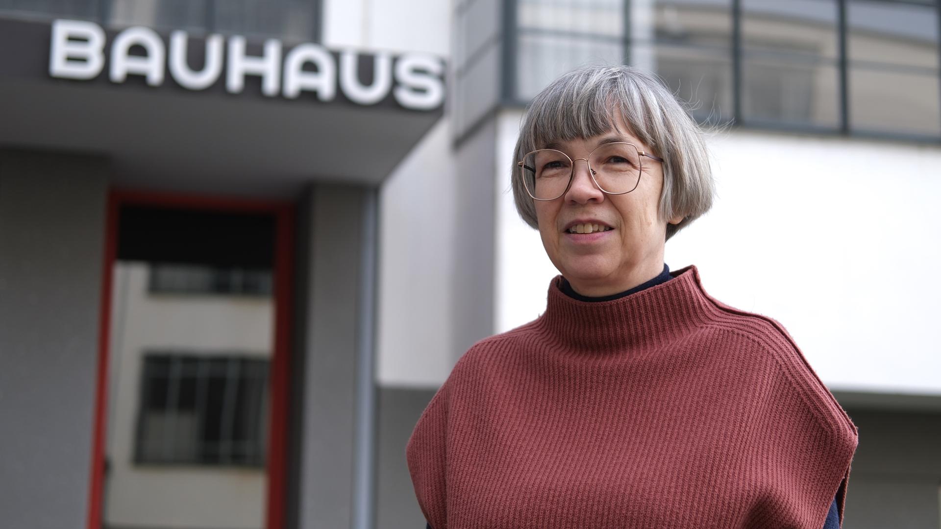 16.01.2023, Sachsen-Anhalt, Dessau-Roßlau: Barbara Steiner, Direktorin der Stiftung Bauhaus Dessau, über die Vorhaben der Stiftung für 2023. 