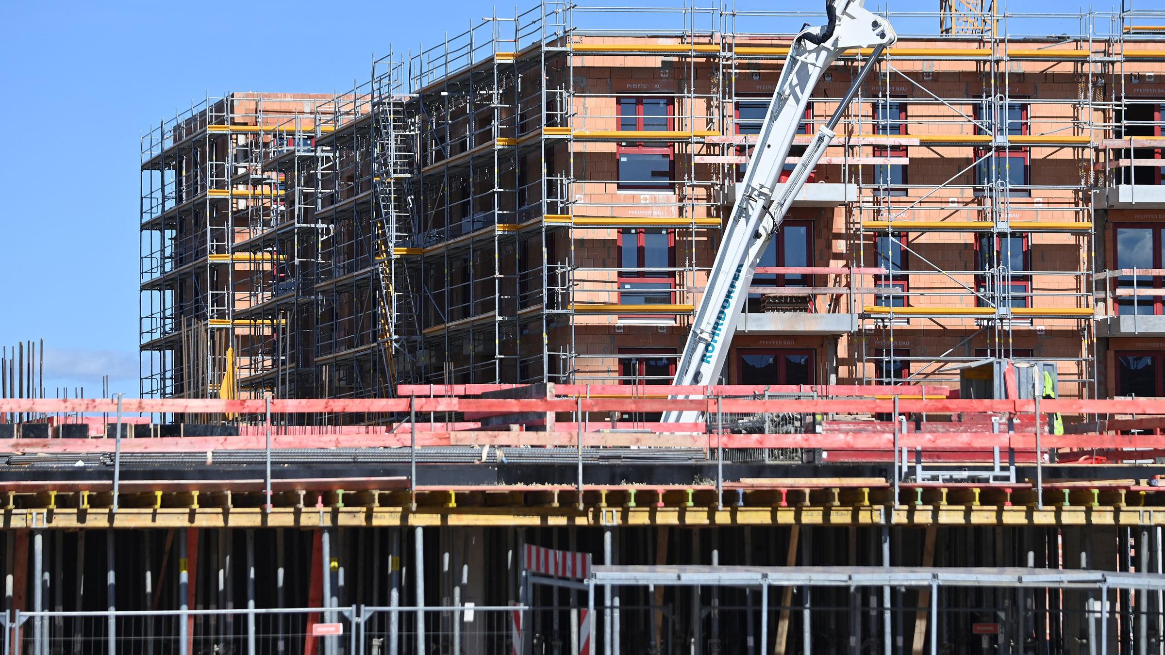 Grossbaustelle Wohnungsbau, aufgenommen am 03.09.2025