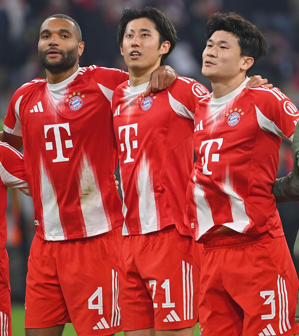 Lennart Karl, Jonathan Tah, Hiroki Ito, Minjae Kim, Jannis Bärtl (von links)