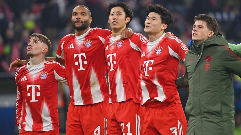 Lennart Karl, Jonathan Tah, Hiroki Ito, Minjae Kim, Jannis Bärtl (von links)