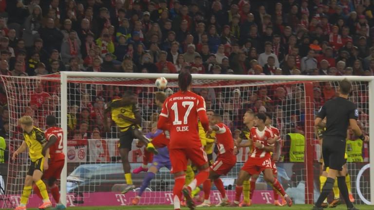 Fußball: FC Bayern - Borussia Dortmund.