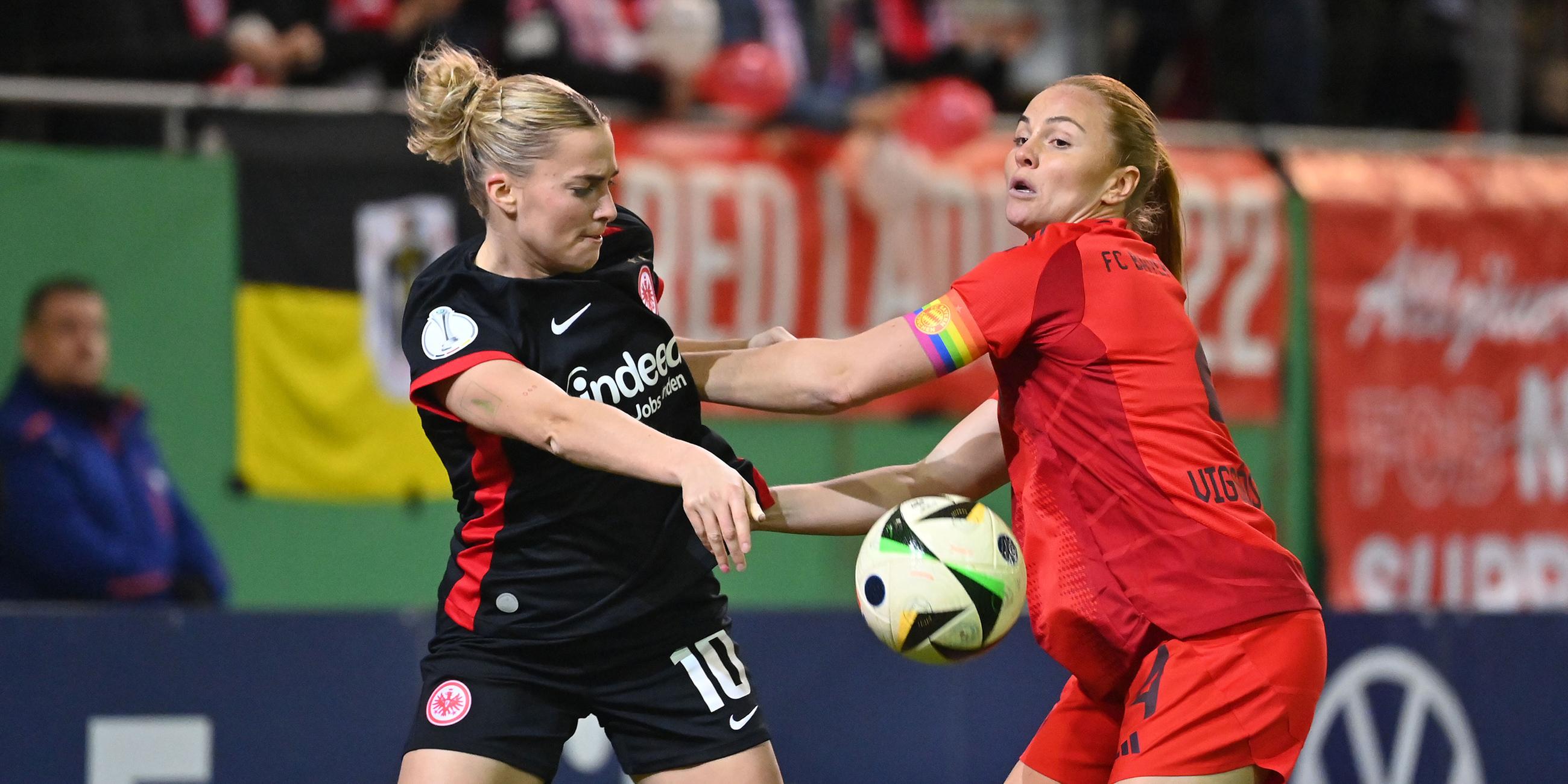 Glodis Perla Viggosdottir und Laura Freigang