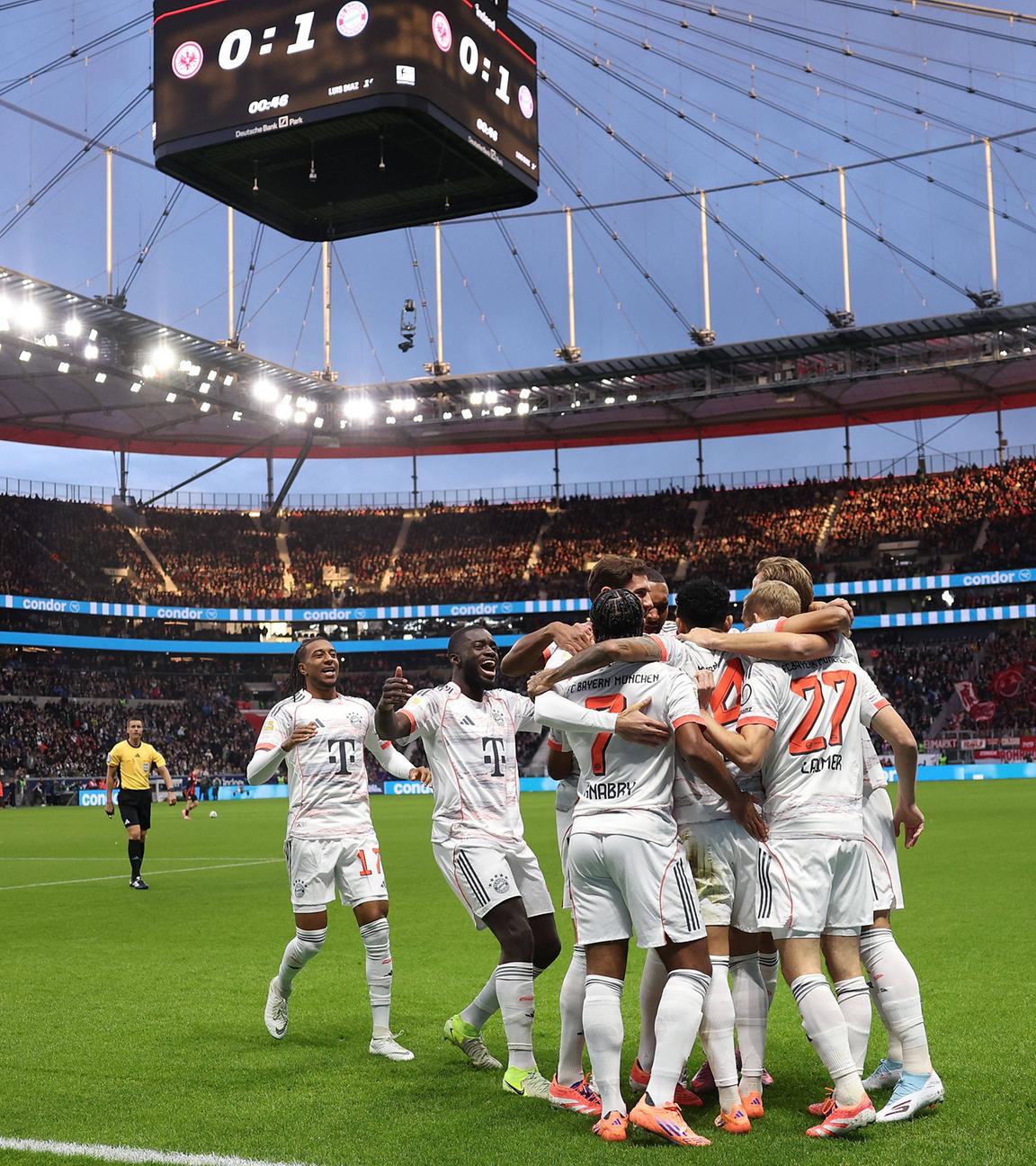 FC Bayern München jubelt.