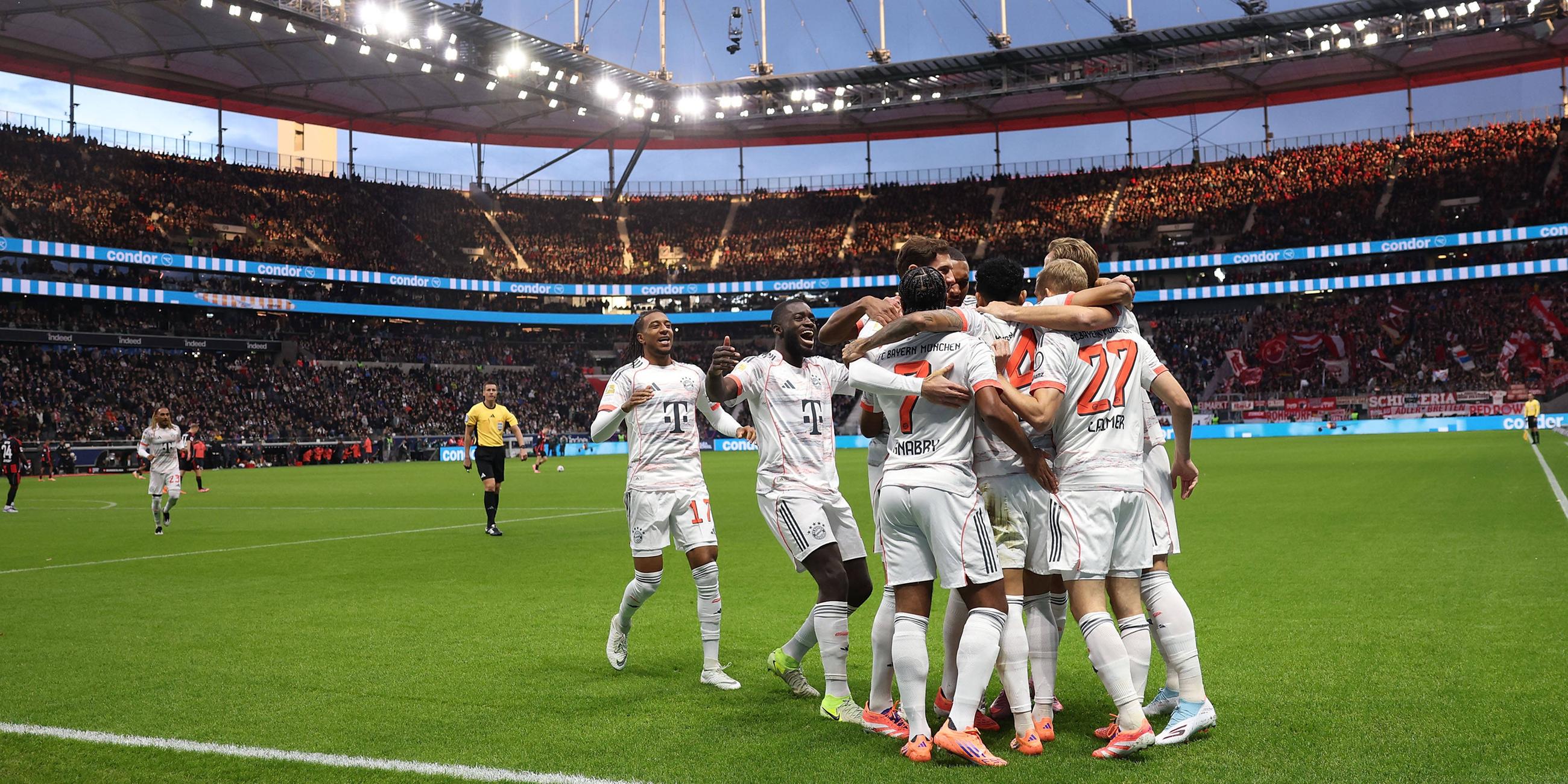 FC Bayern München jubelt.