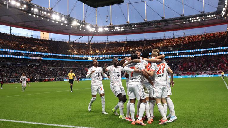 FC Bayern München jubelt.