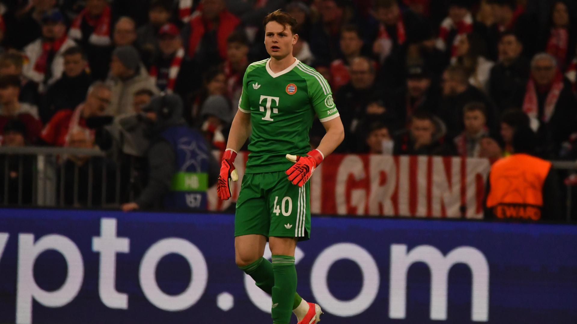 Championsleague, FC Bayern München - Bayer Leverkusen, Münchens Torwart Jonas Urbig