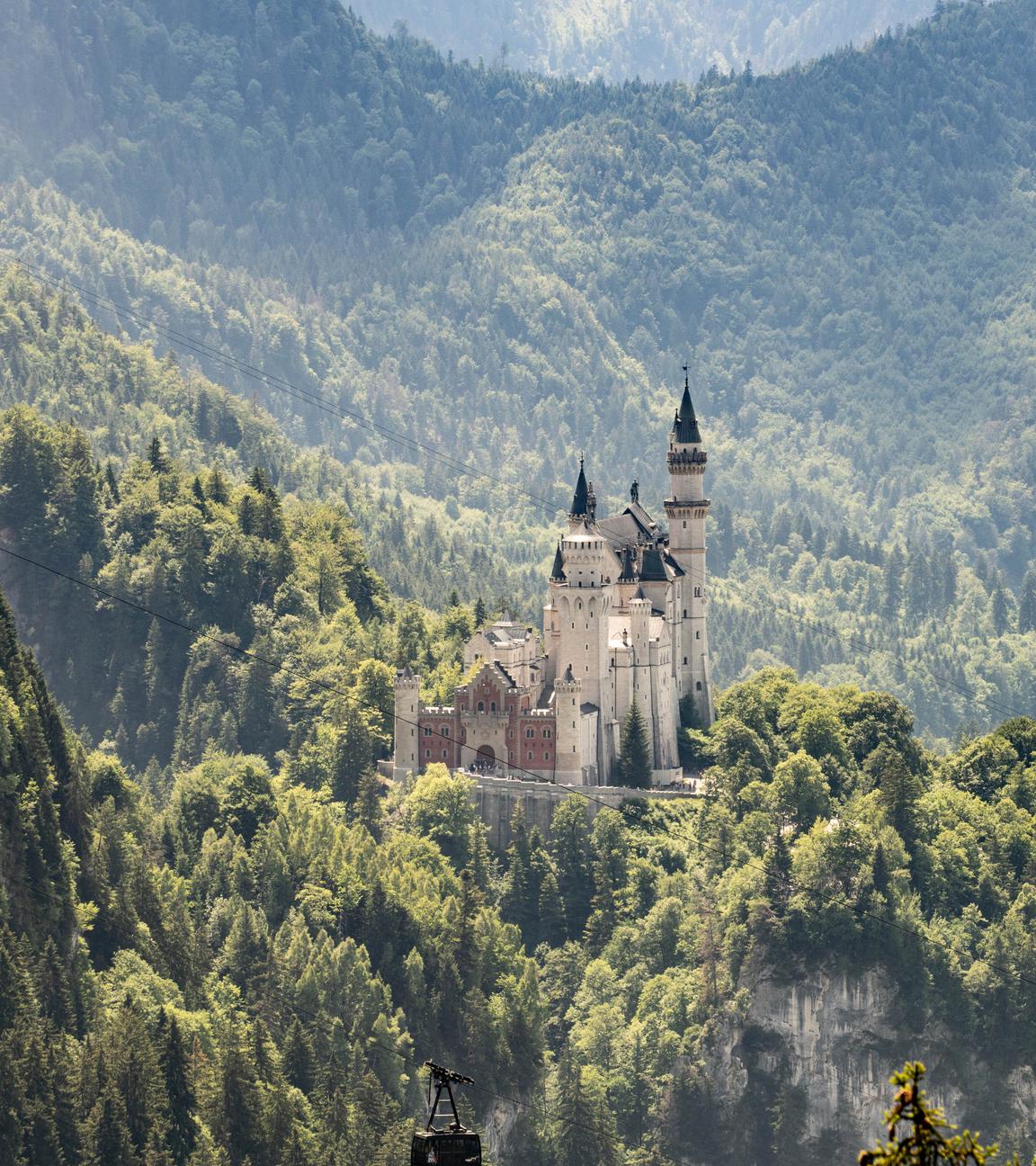 Das weltbekannte Märchenschloss Neuschwanstein des Bayernkönigs Ludwig II.