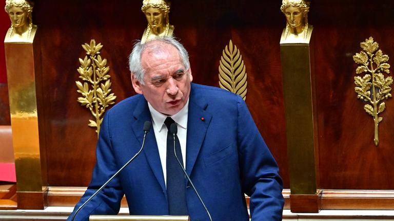 Frankreichs Premierminster Bayrou bei einer Sitzung im Parlament.