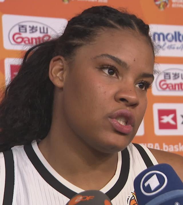 Sabally beim Interview