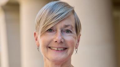 Prof. Dr. Beate Kampmann