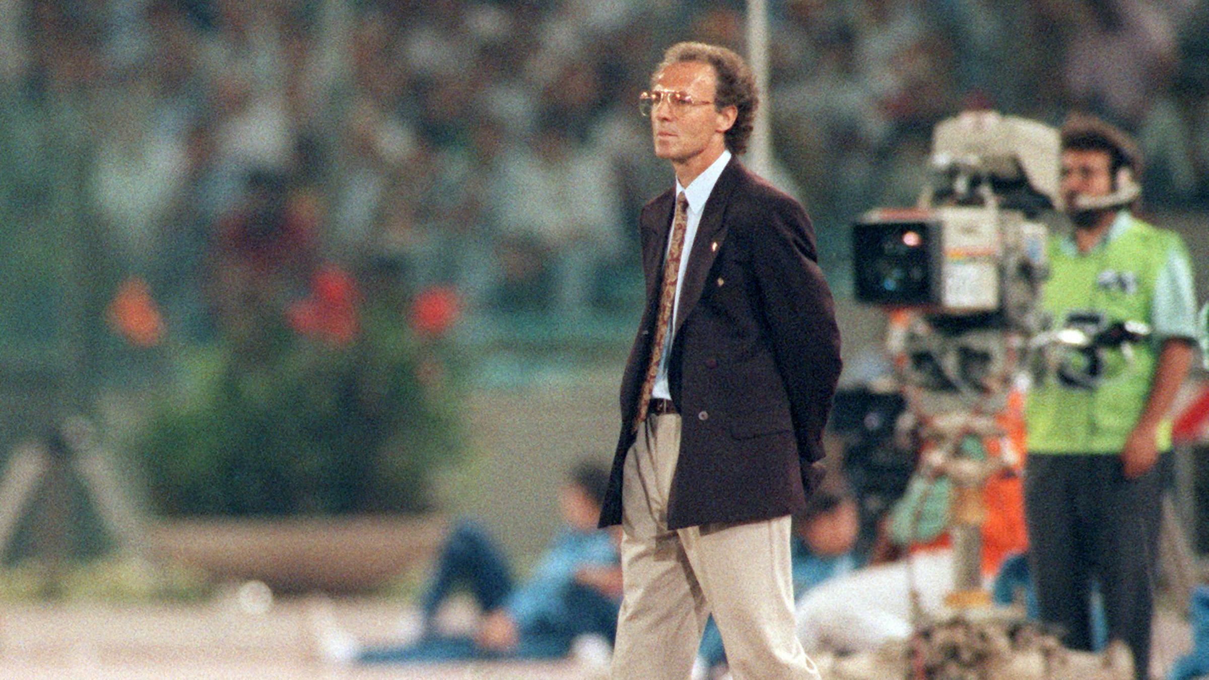 Franz Beckenbauer während des Endspiel der WM 1990