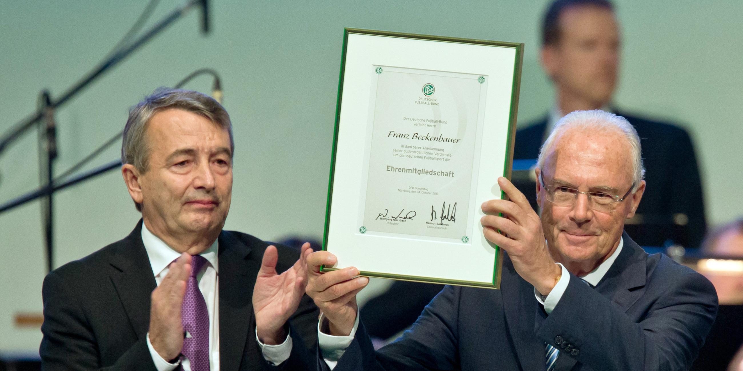 2013: DFB-Ehrenmitgliedschaft