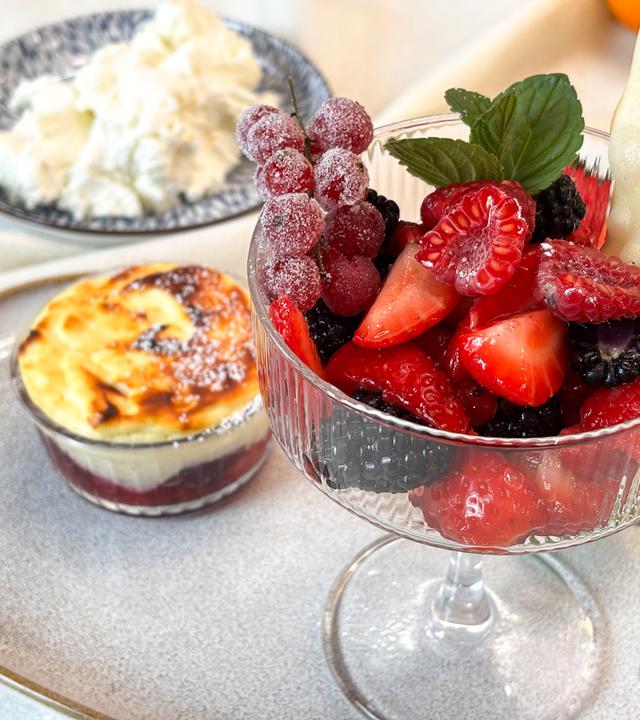 Fruchtiges Beeren-Quark-Gratin