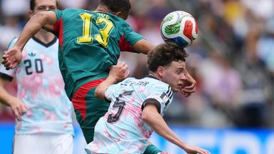 Belgien zittert sich ins WM-Achtelfinale