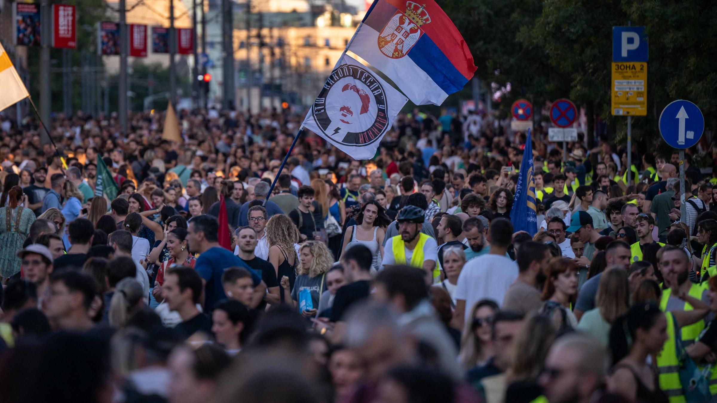 SERBIA-POLITICS-DEMONSTRATION-ACCIDENT