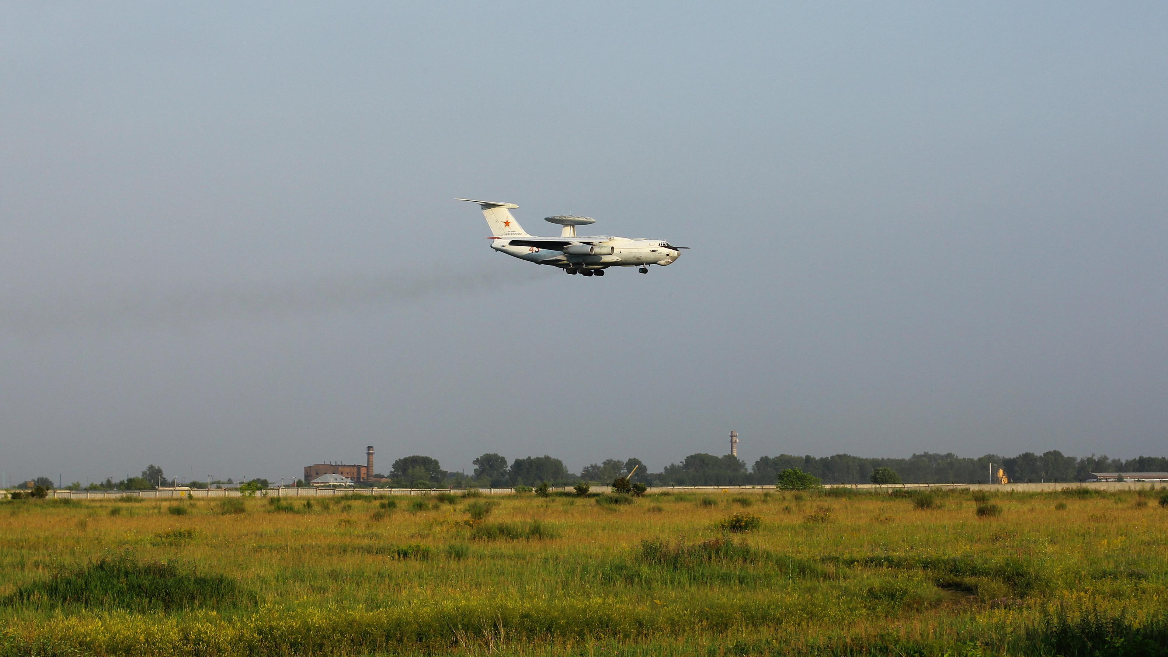 Russisches Frühwarnradarflugzeug Beriev A50