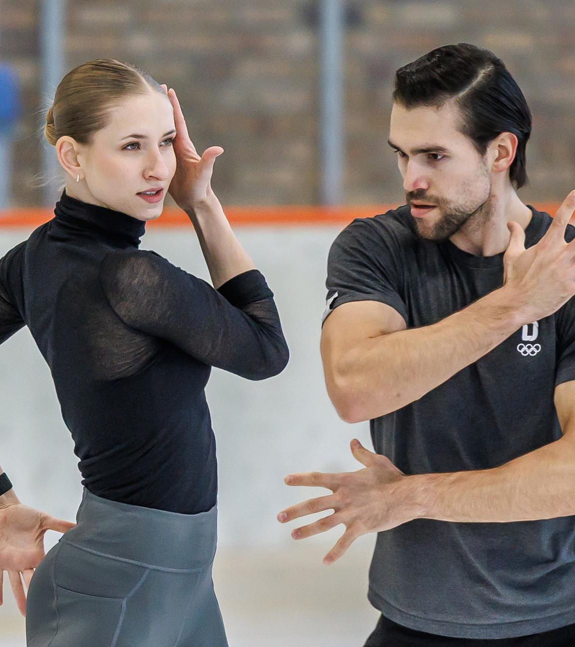 Minerva Hase und Nikita Volodin im Training im Sportforum Hohenschönhausen
