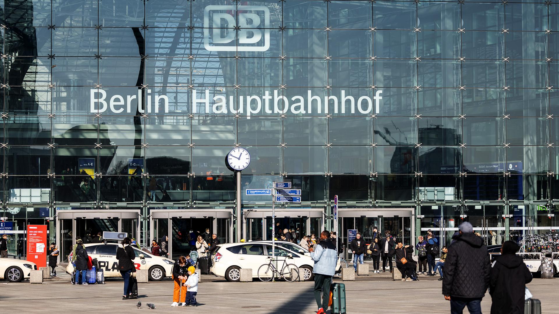 Berliner Hauptbahnhof