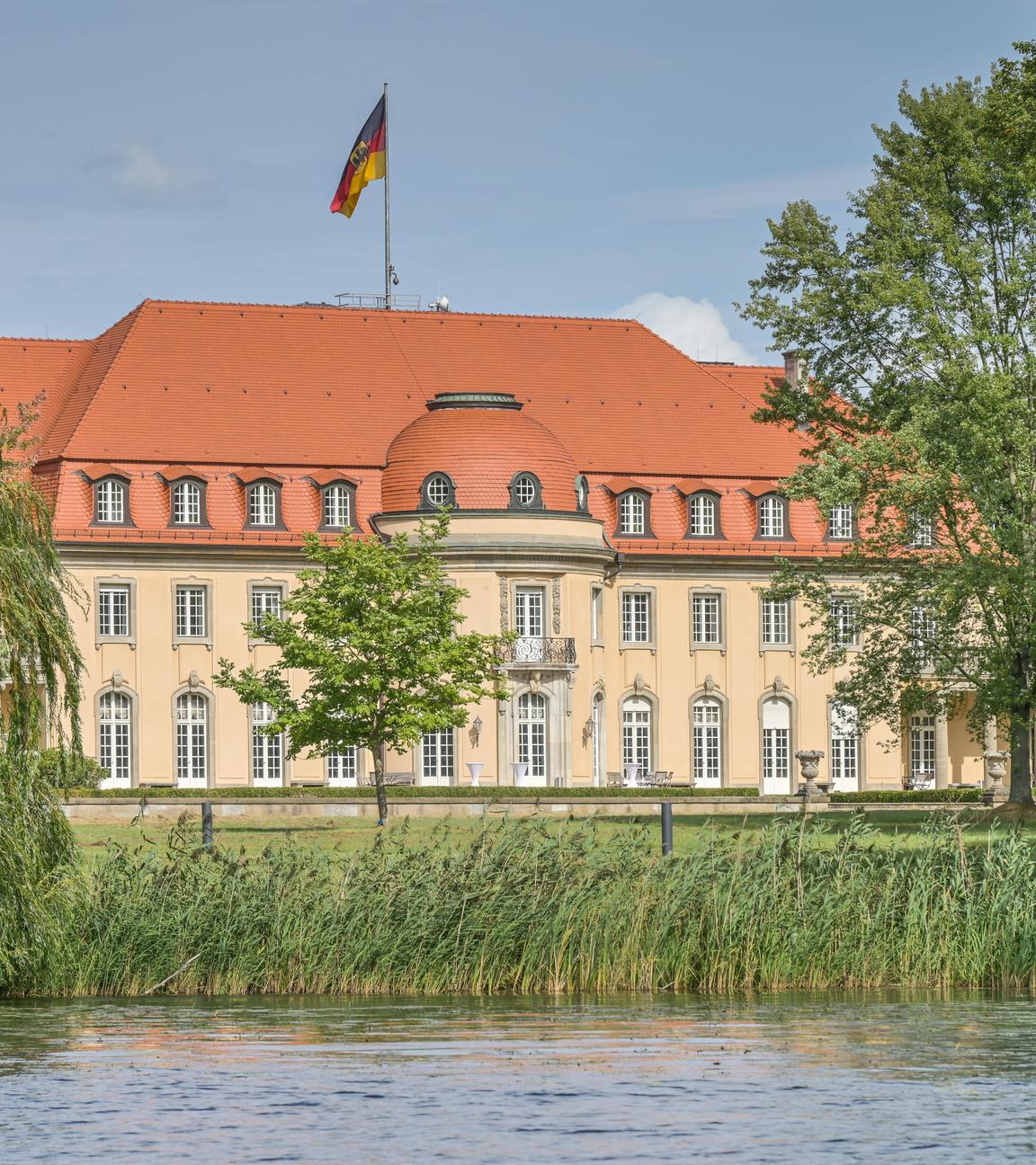 Die Villa Borsig am Tegeler See in Berlin.