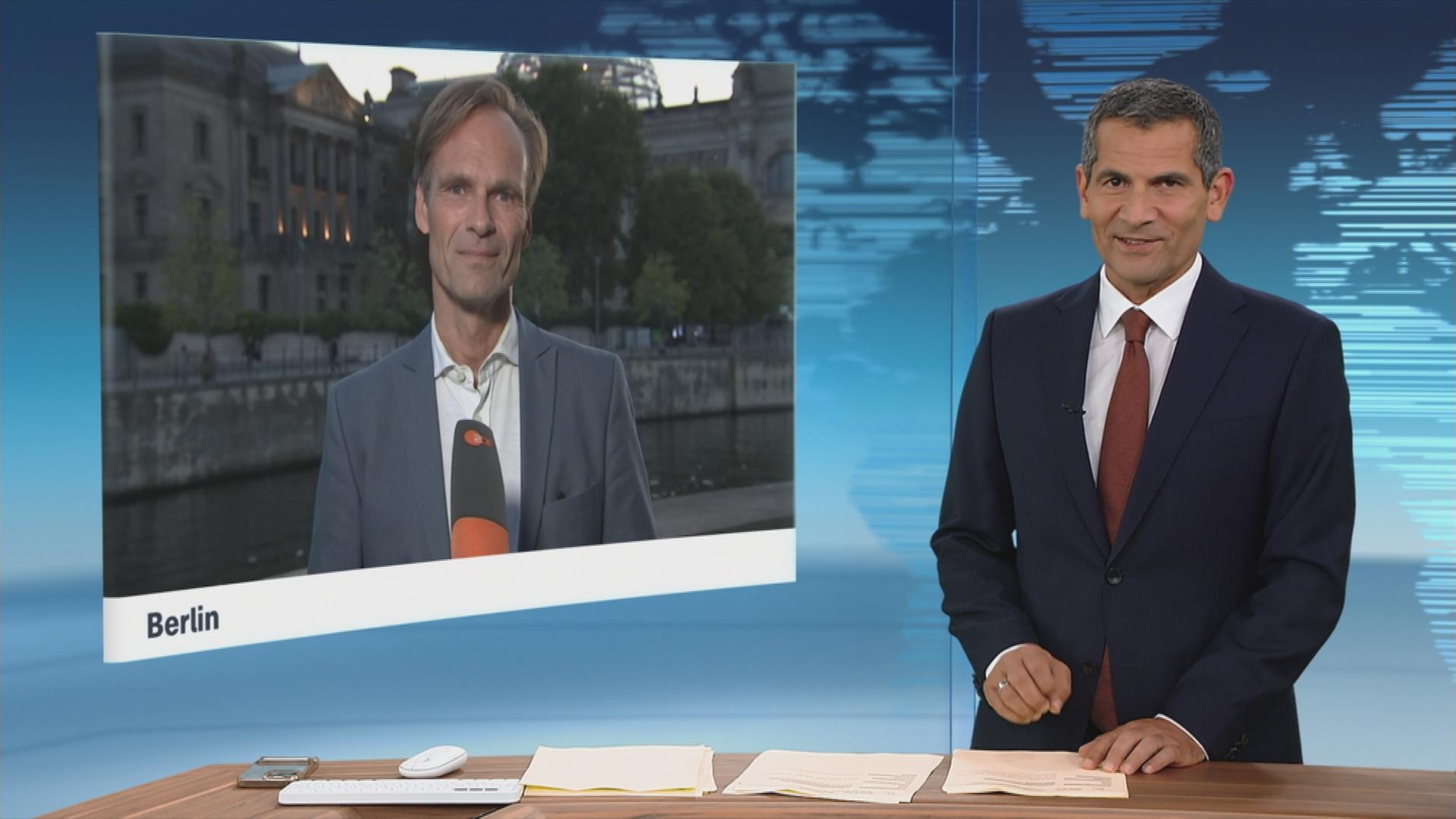 ZDF-Reporter Wulf Schmiese zugeschaltet aus Berlin
