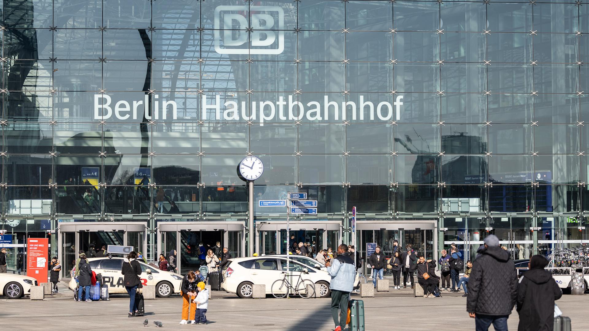 Berliner Hauptbahnhof
