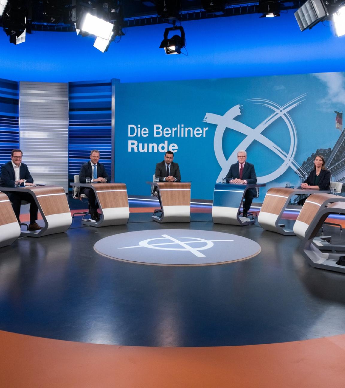 Bernd Baumann, Martin Huber, Mario Czaja, Bijan Djir-Sarai, Theo Koll, Emily May Büning, Kevin Kühnert, Jörg Schindler