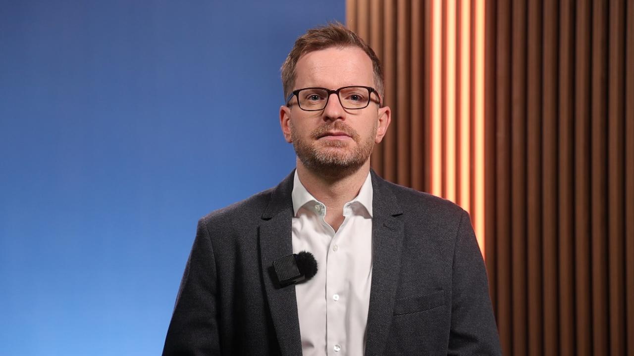 &amp;quot;Frozen Assets&amp;quot;: Warum geht russisches Geld nicht an die Ukraine?