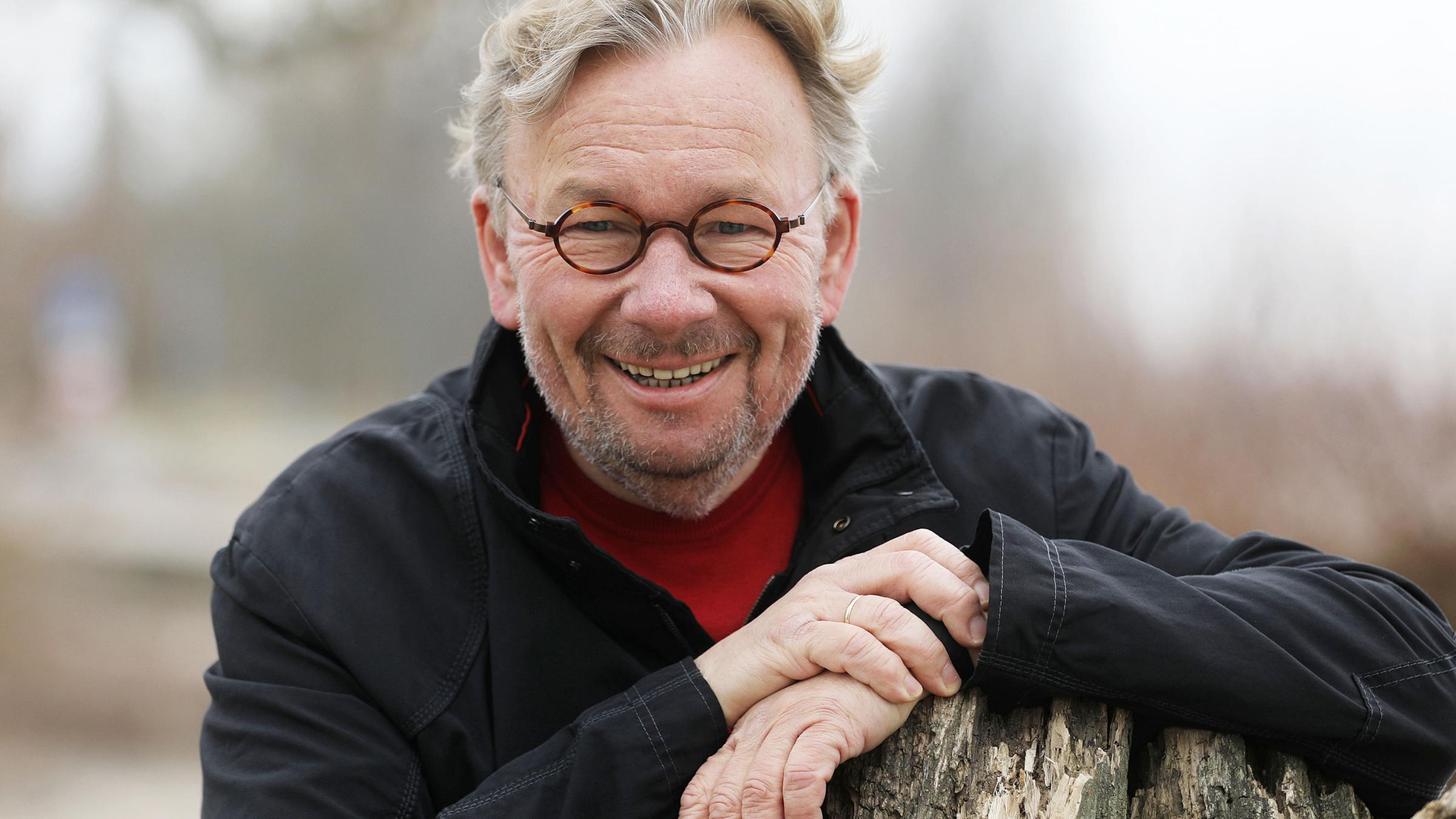 Kabarettist, Schauspieler und Sänger Bernd Stelter.