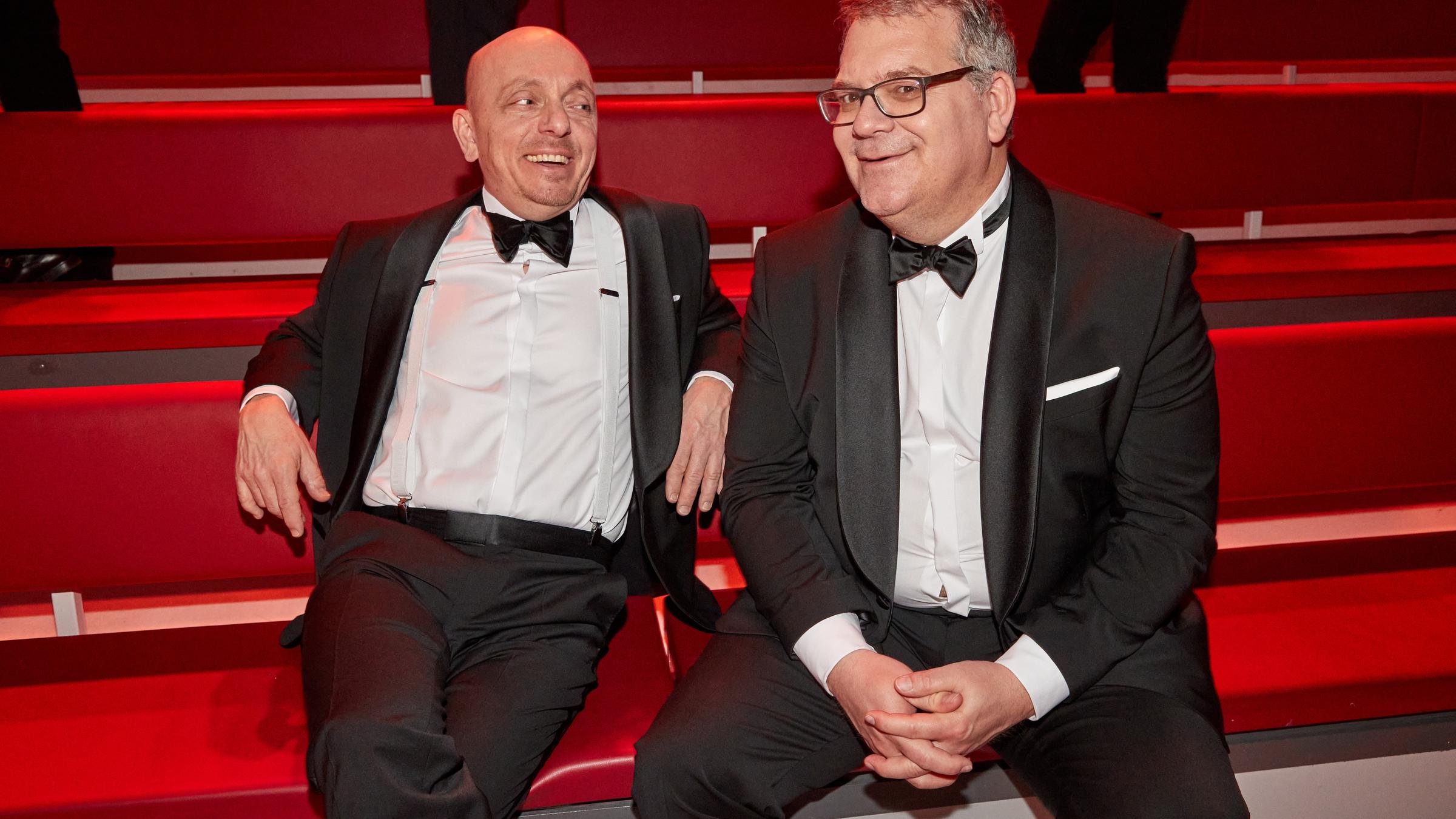 Bernhard Hoëcker (l) und Elton