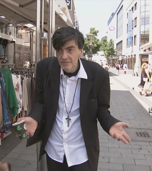 Bettler in der Krefelder Innenstadt