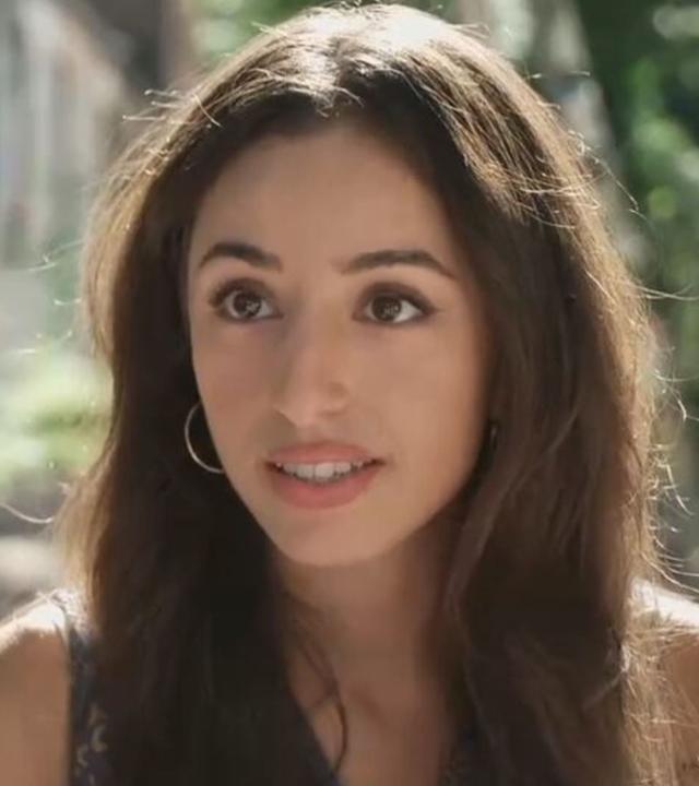 Promi-Klatsch mit Gizem Çelik aus "Beyond Gossip"