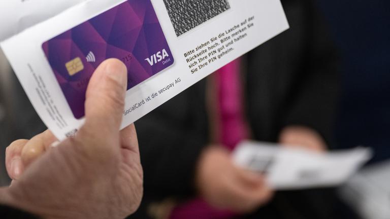 Ausgabe von Bezahlkarten an Geflüchtete