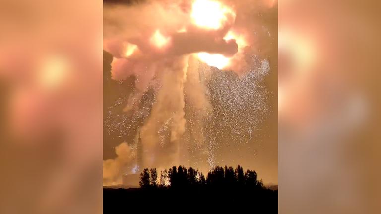 Eine Blue Origin New Glenn Rakete explodiert während eines Tests. Aufgneommen am 28.05.2026, USA, Cape Canaveral
