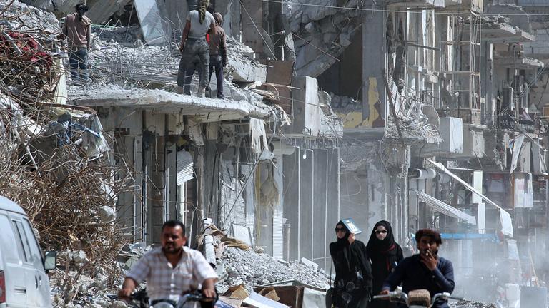Archiv: Zerstörung in Rakka, Syrien, aufgenommen am 05.06.2018