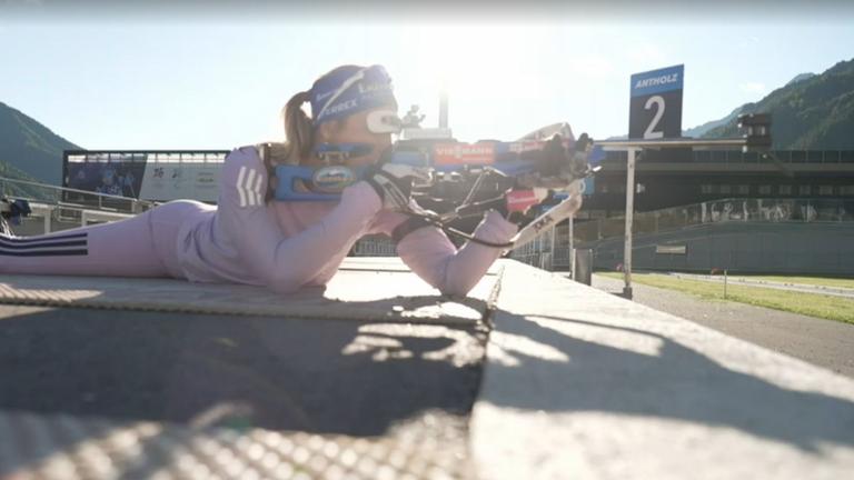 Biathletin Franziska Preuß im Training