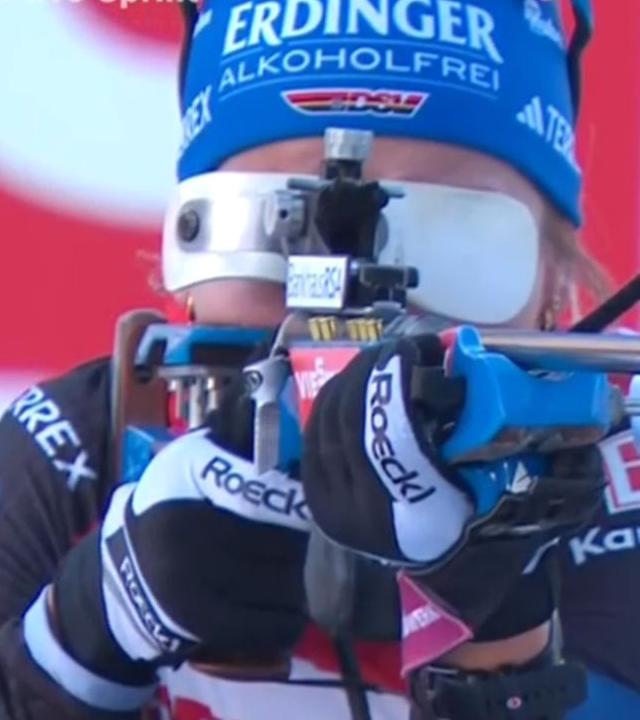Biathletin Franziska Preuß beim Sprint-Weltcup in Le Grand Bornand