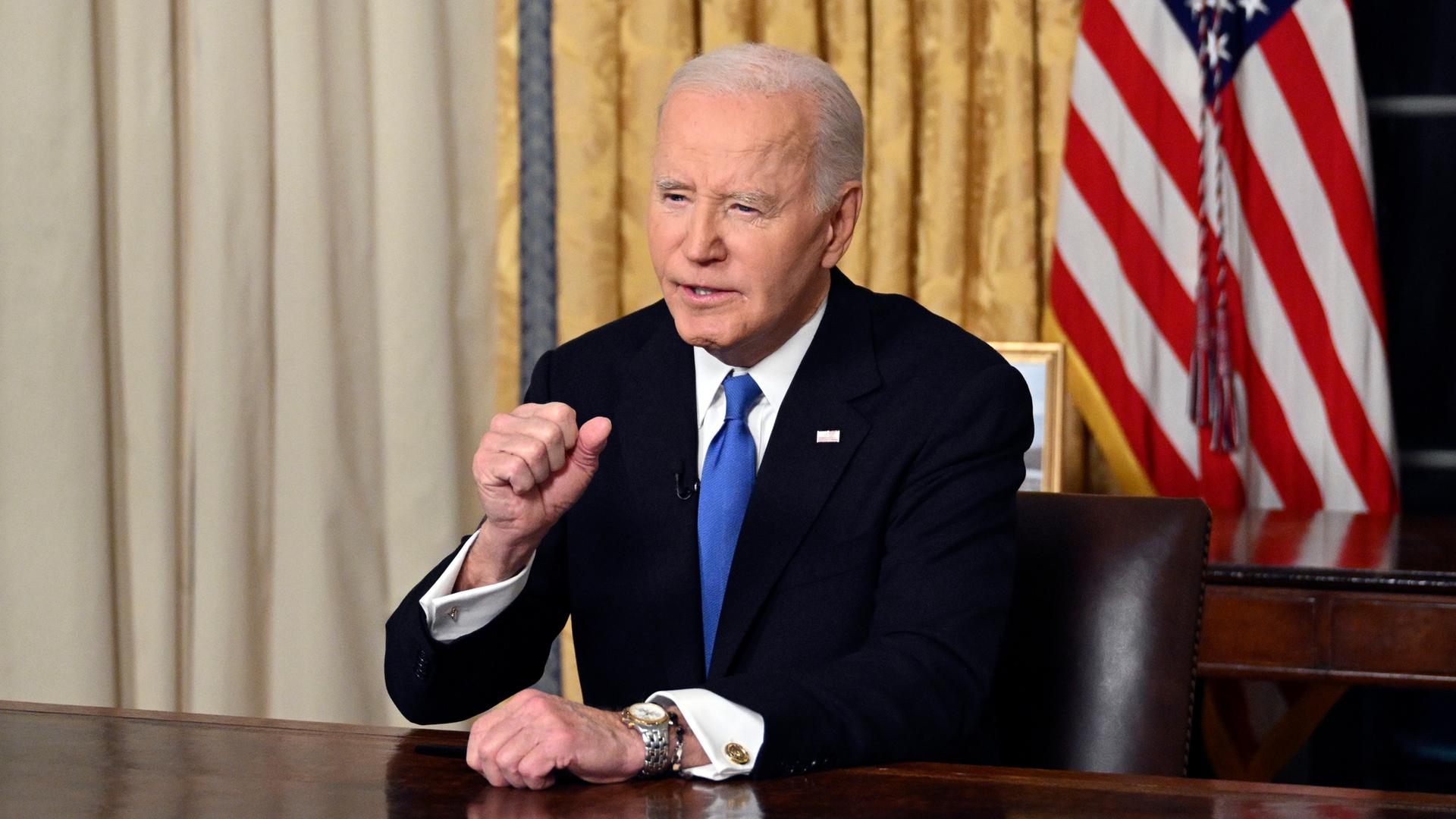 Der scheidende US-Präsident Joe Biden hält im Oval Office im Weißen Haus seine Abschiedsrede. 