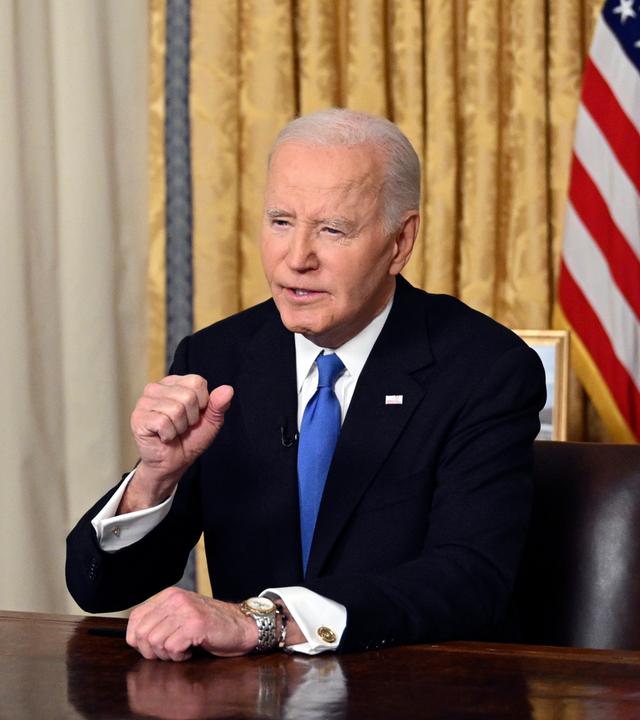 Der scheidende US-Präsident Joe Biden hält im Oval Office im Weißen Haus seine Abschiedsrede. 