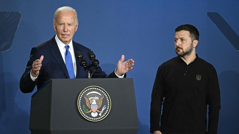 Biden stellt Selenskyj bei Nato-Zeremonie irrtümlich als Putin vor