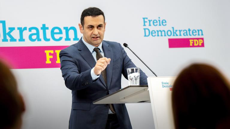 FDP-Generalsekretär Bijan Djir-Sarai, audfgenommen am 04.11.2024