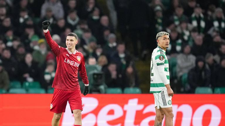 Bilal El Khannouss jubelt nach seinem Tor am 10.01.2026 in Glasgow. 